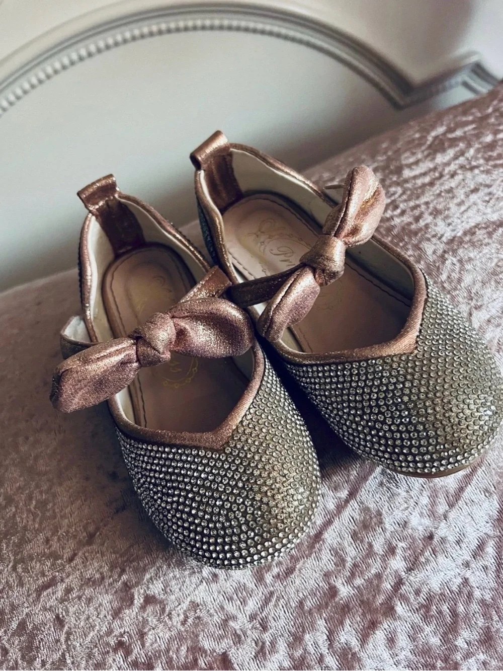 Elegant Rhinestone Bow Flats for Girls shoes sz 25